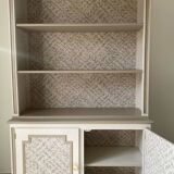 Library / dresser