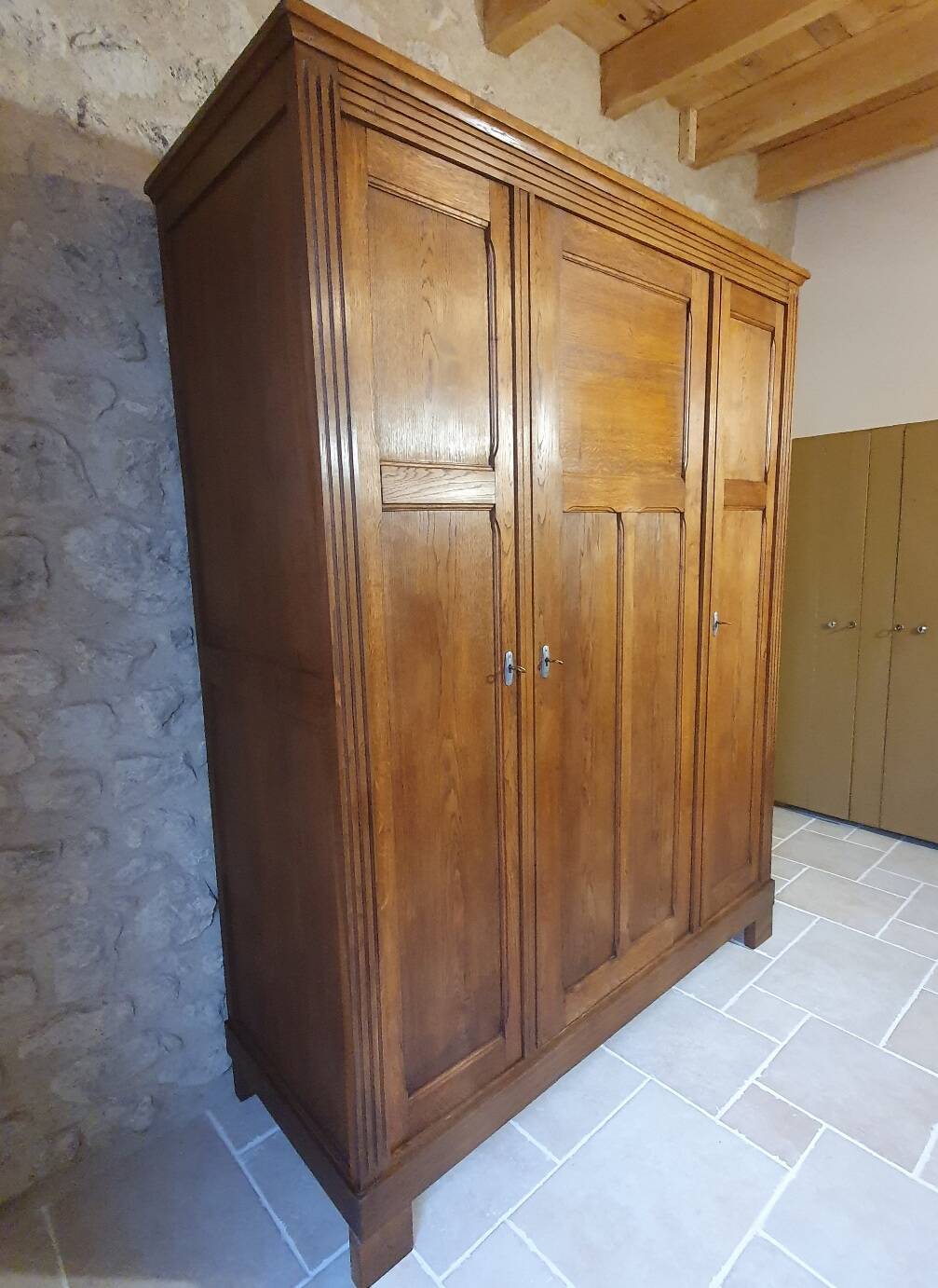 Parisian 3-door wardrobe