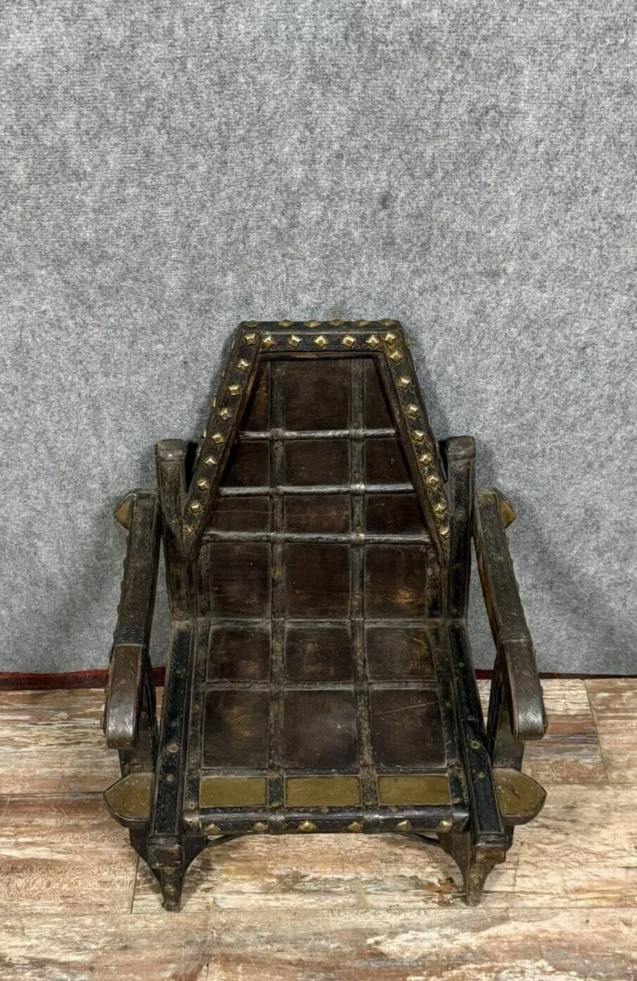 Rajasthan 19th century: Child's armchair / primitive art around 1860-1880
