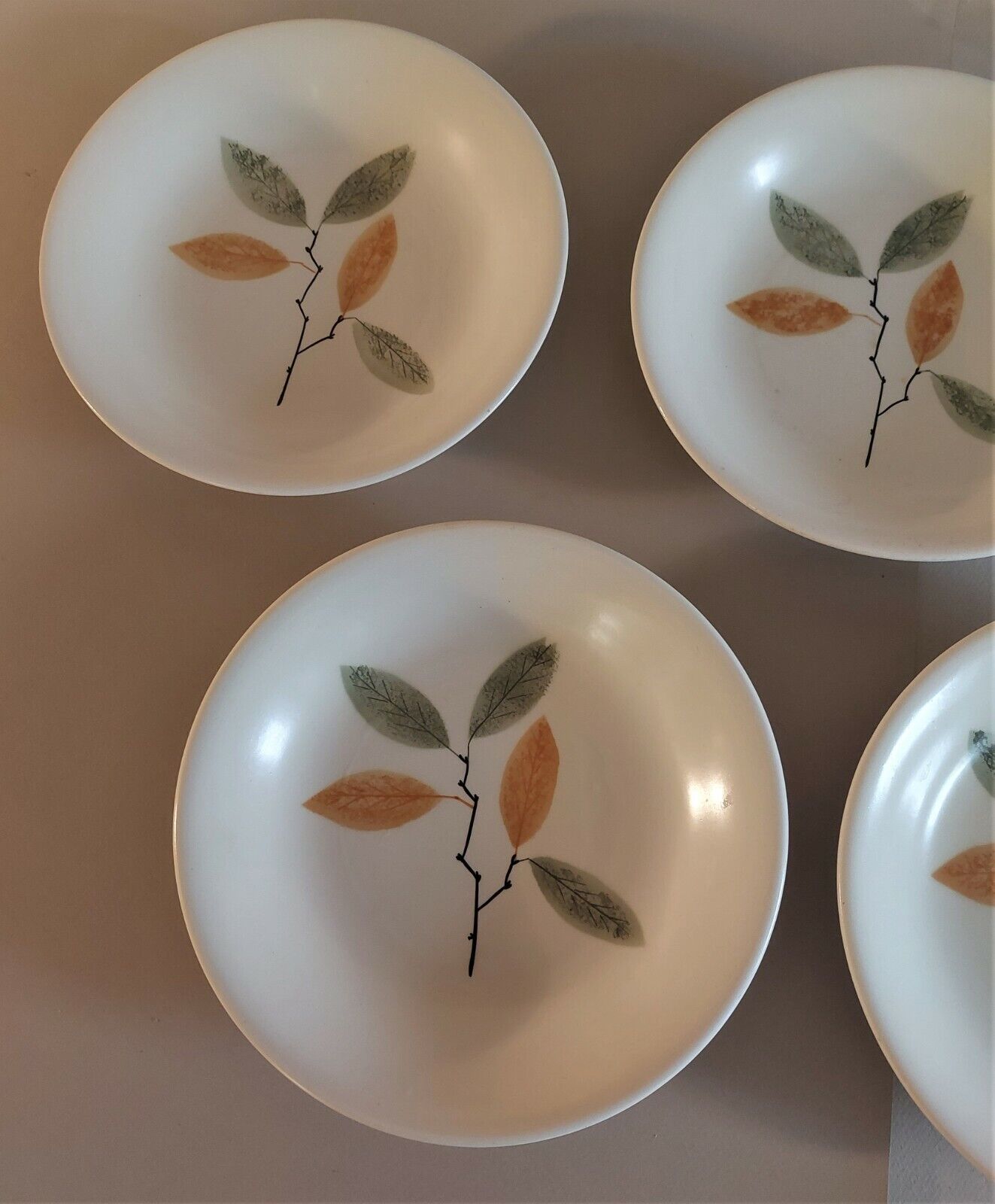 Assiettes creuses vintage grès signées Longchamp