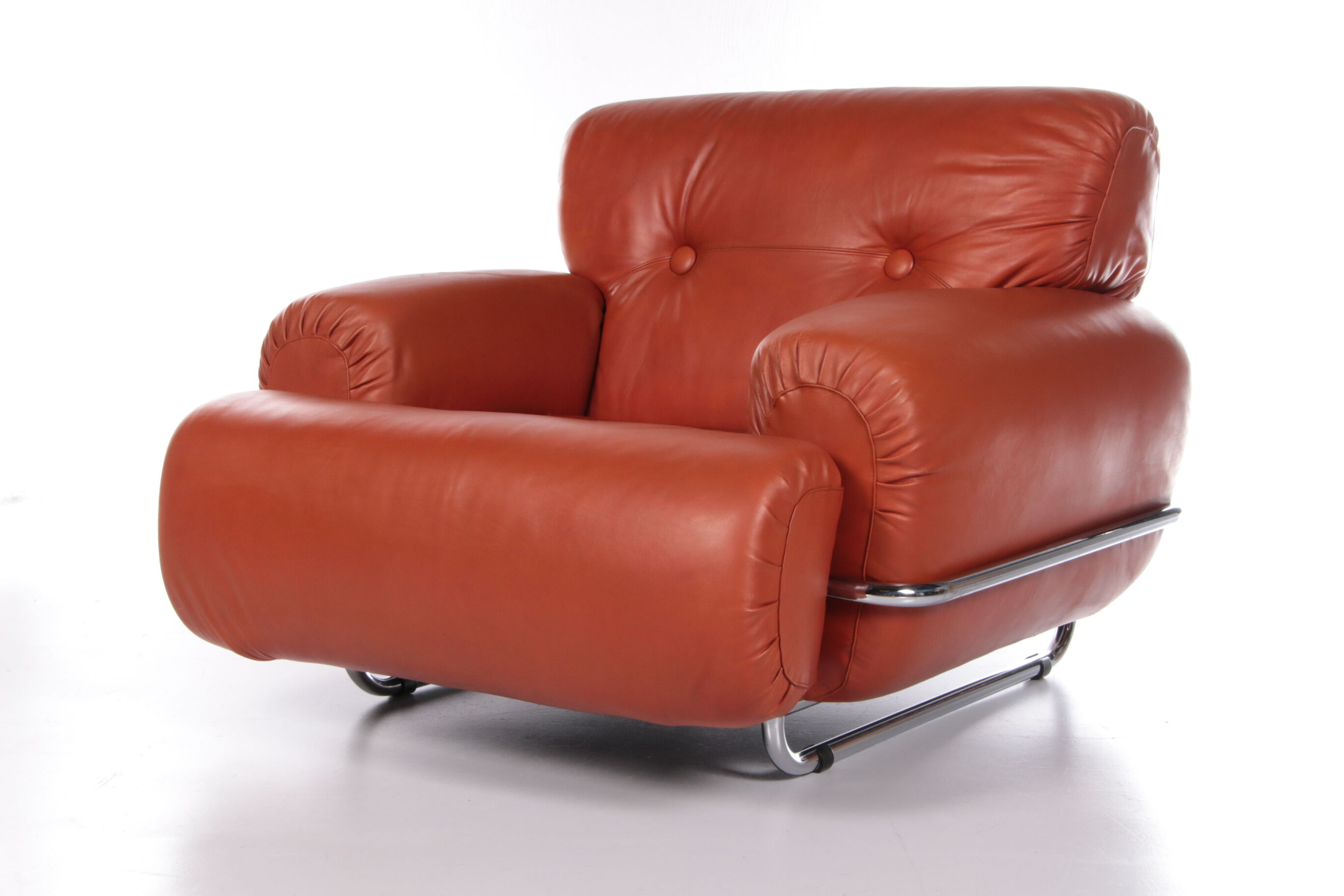 Bold Italian Lounge chair set made of leather, 1970