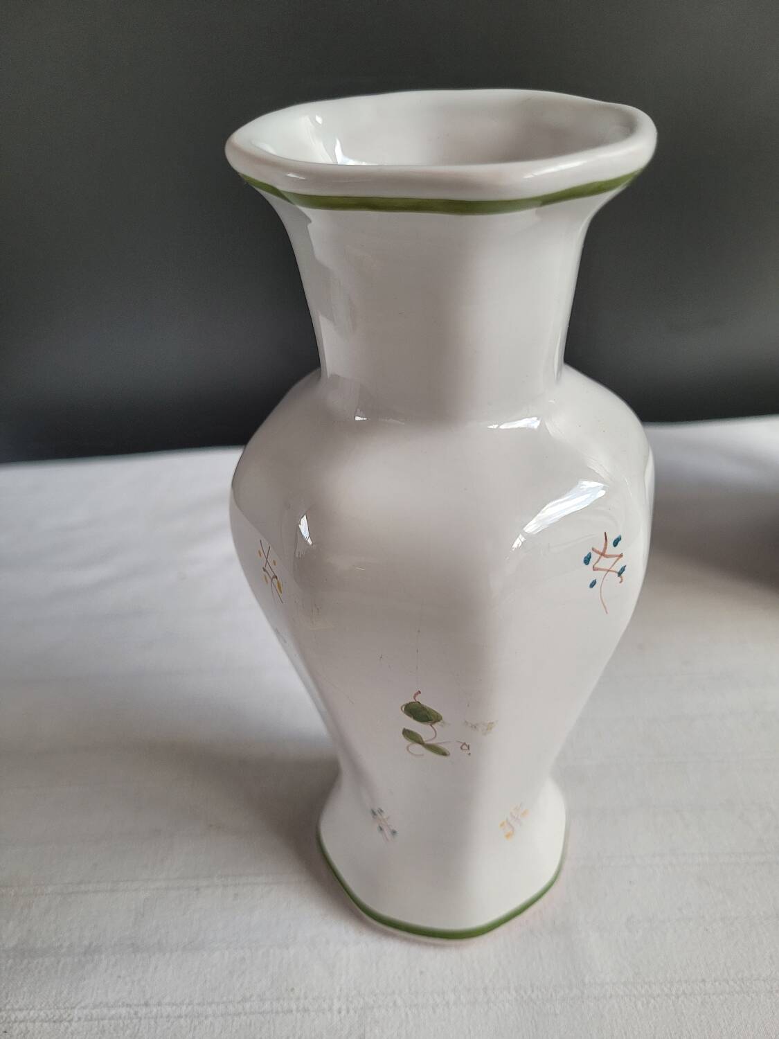 Pot, vase, flower pick Moustier