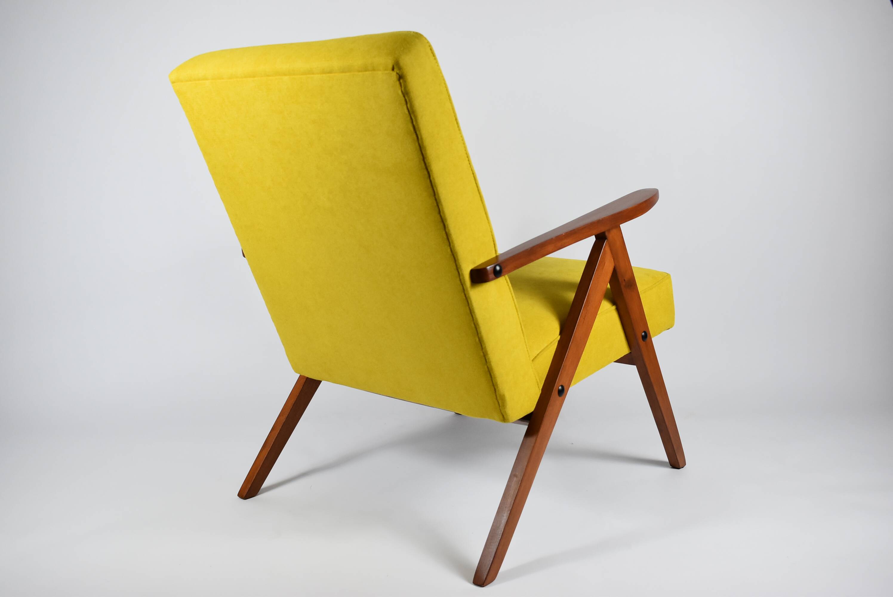 Fauteuil vintage original restauré des années 60, jaune, teck