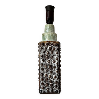 Lampe de table Lampfoot en grès avec des points et un relief de PM Keramik, Danemark, années 1970.