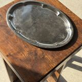 Large oval engraved platter in silver-plated metal 34x45.