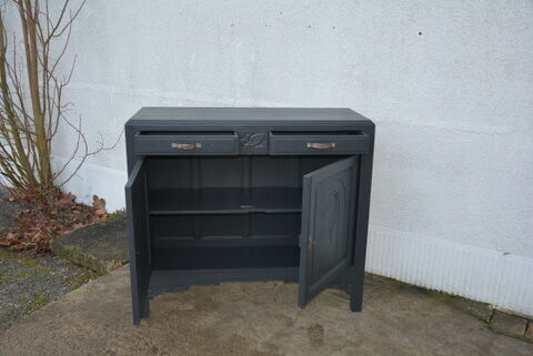 The 1930s Parisian buffet