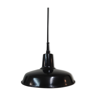 Suspension émaillée noire