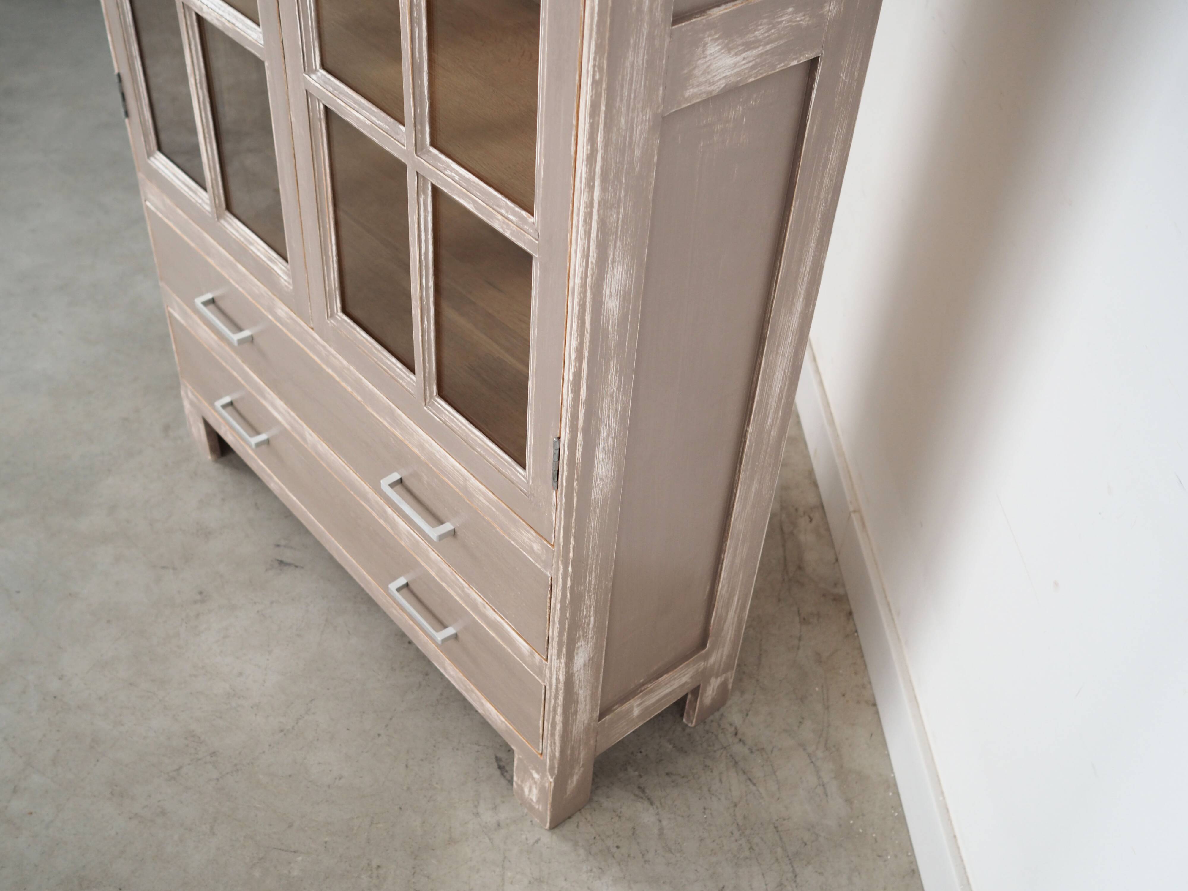 Oak showcase, Danish design, 1980s, production: Denmark