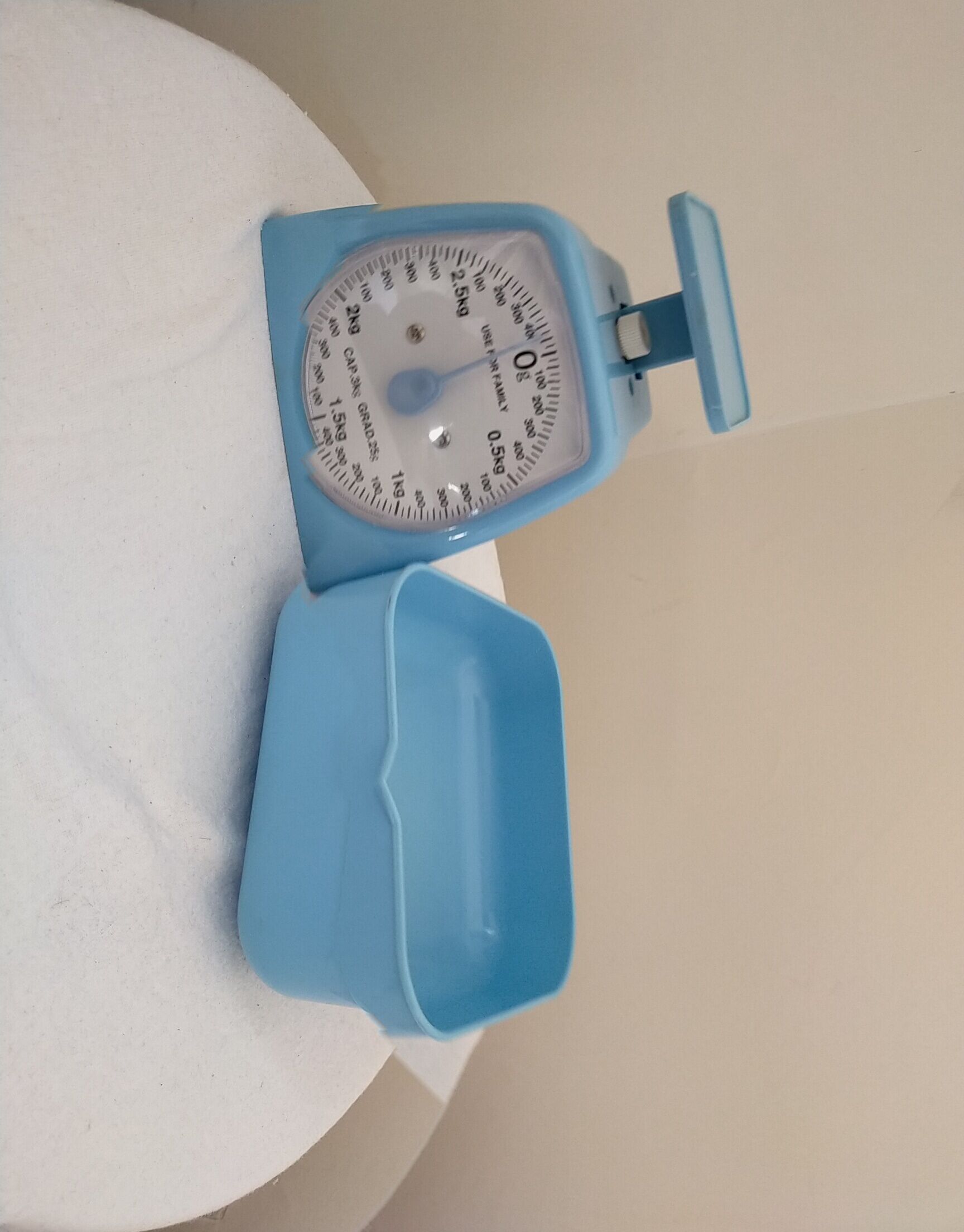 Kitchen scale from the 60s/70s