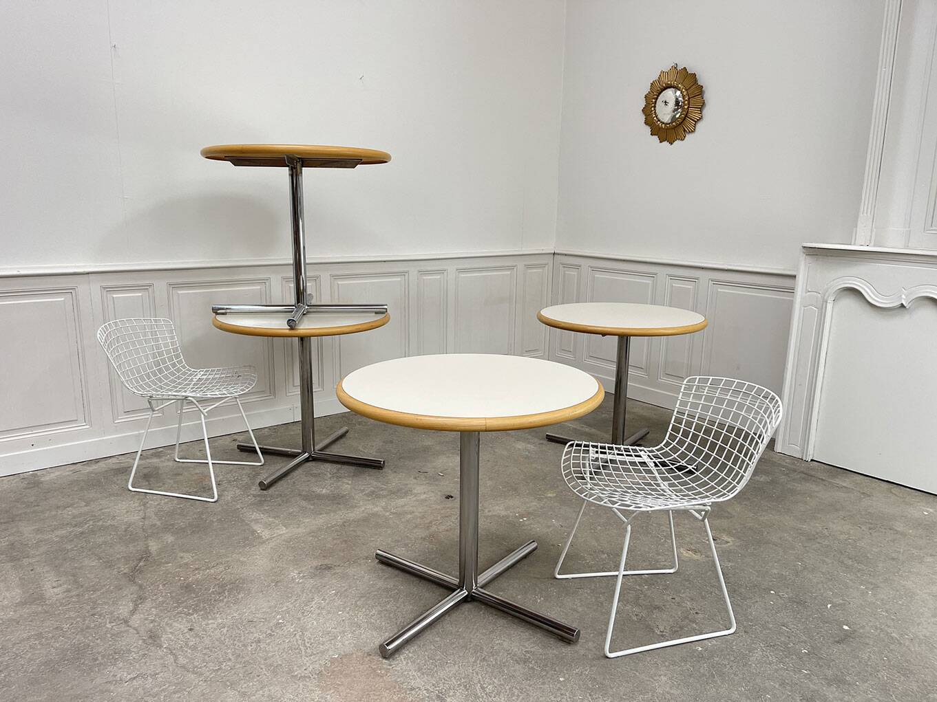 Dietiker vintage round table