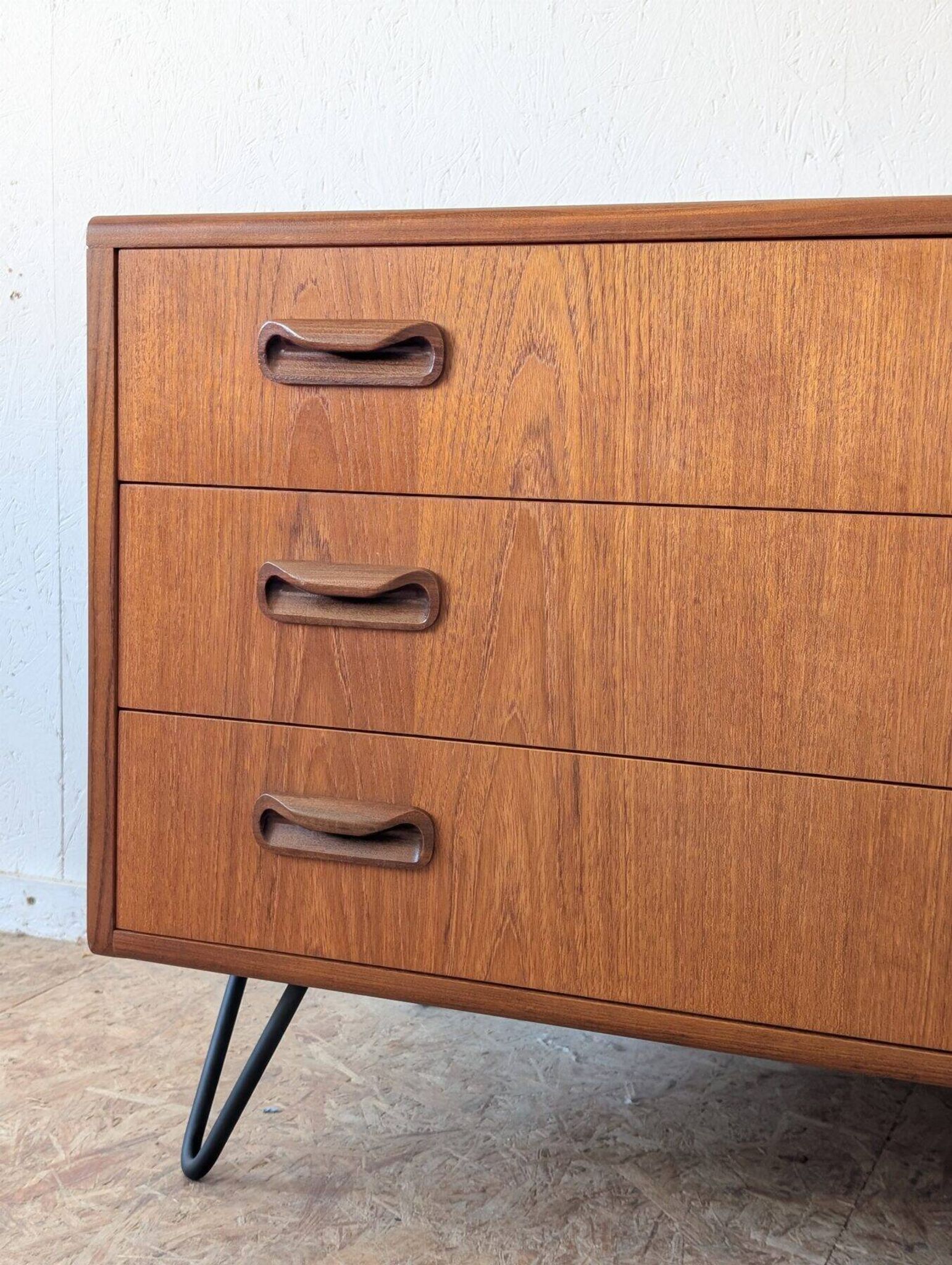 Commode en teck G-Plan, années 60-70