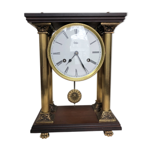 pendule borne en bois