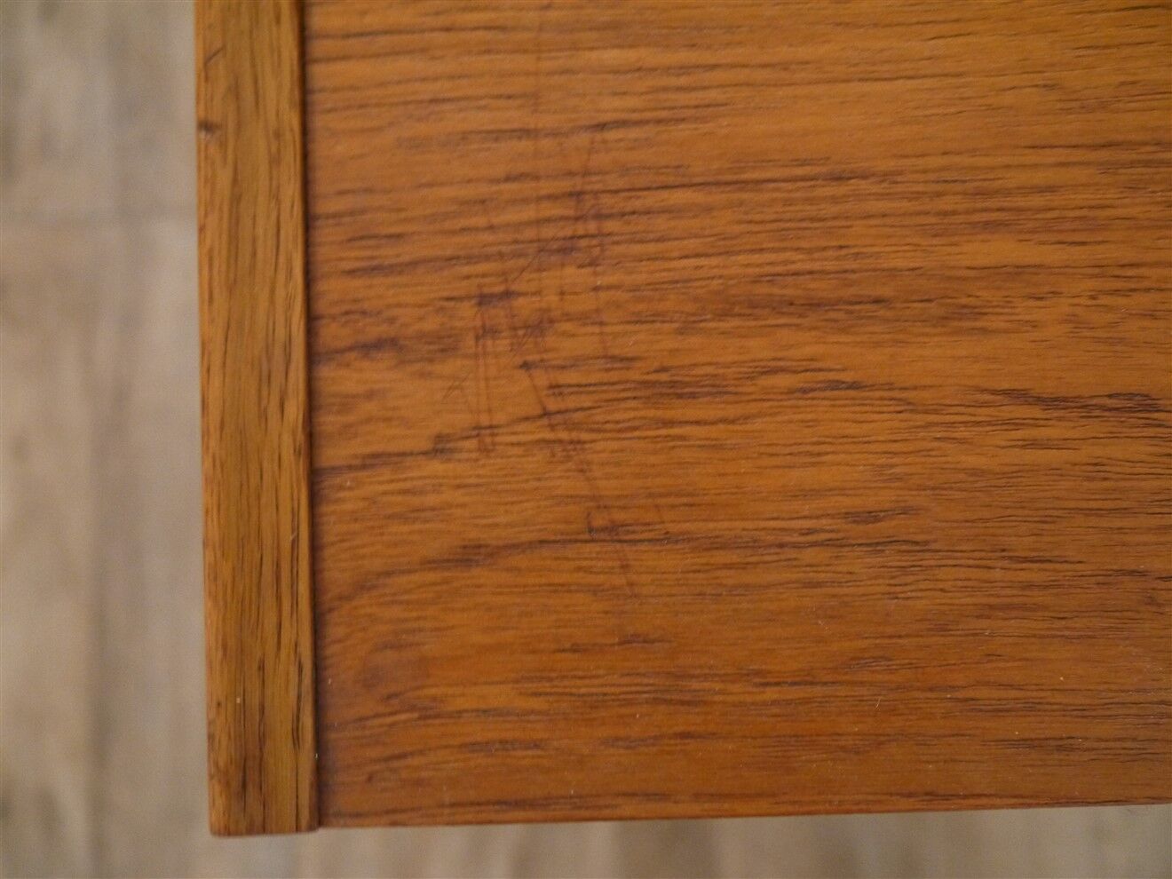 Chevet vintage scandinave en teck 1960