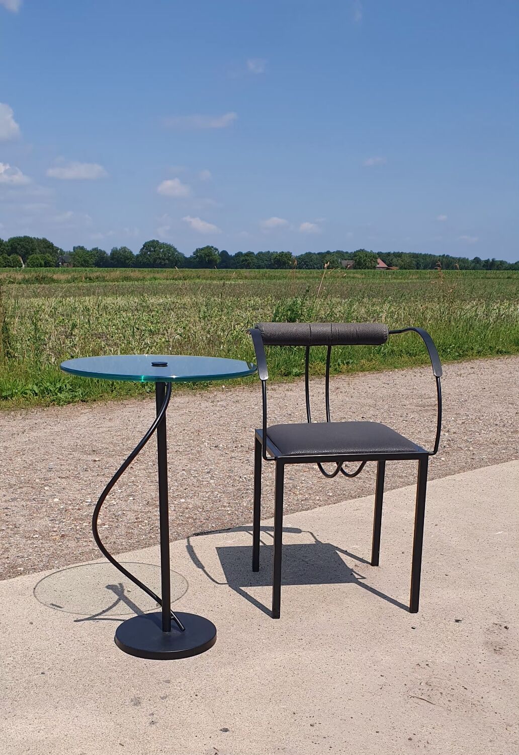 French design Artelano 1980 postmodern chair