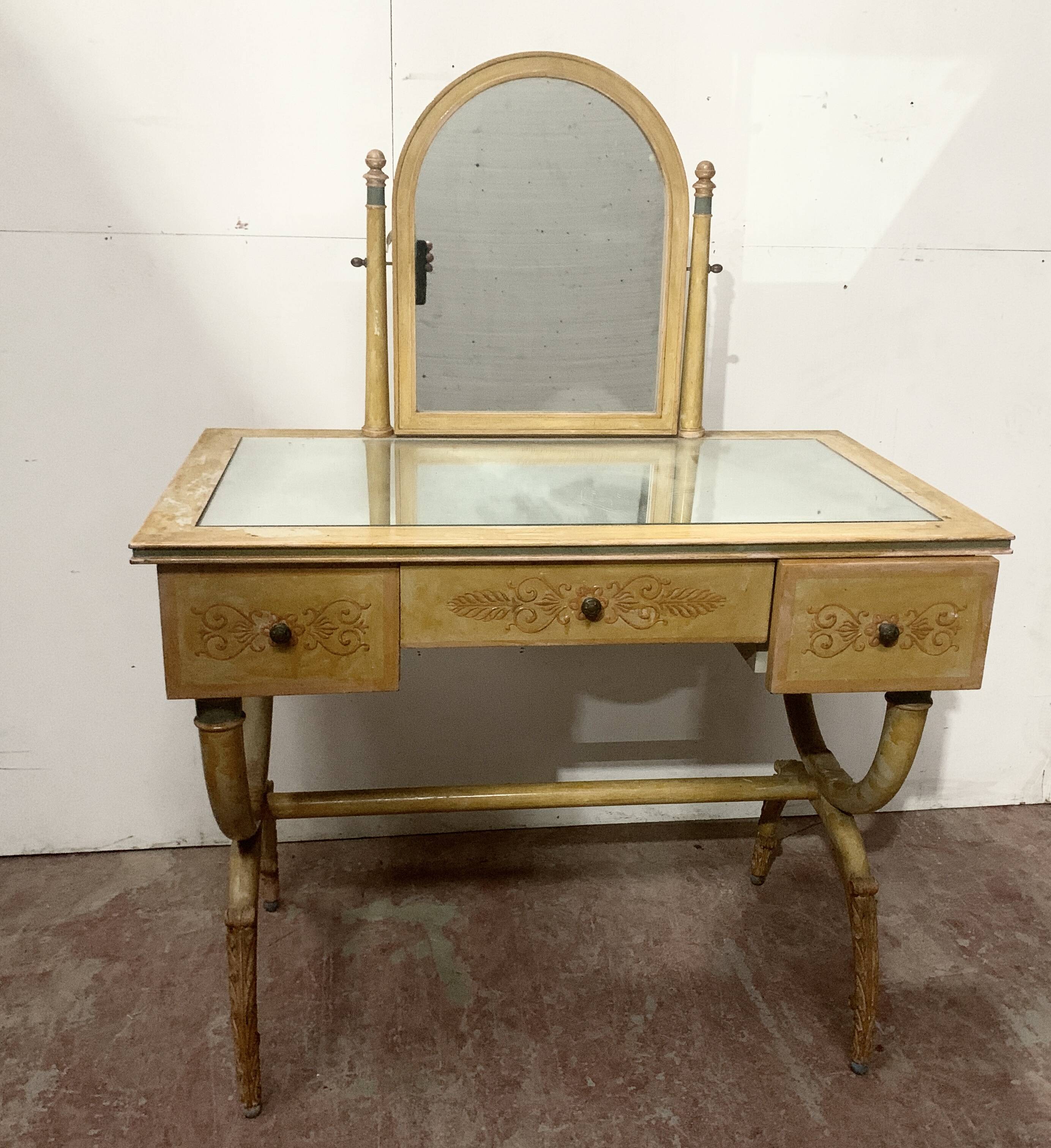 Coiffeuse de dame de style Empire XX siècle