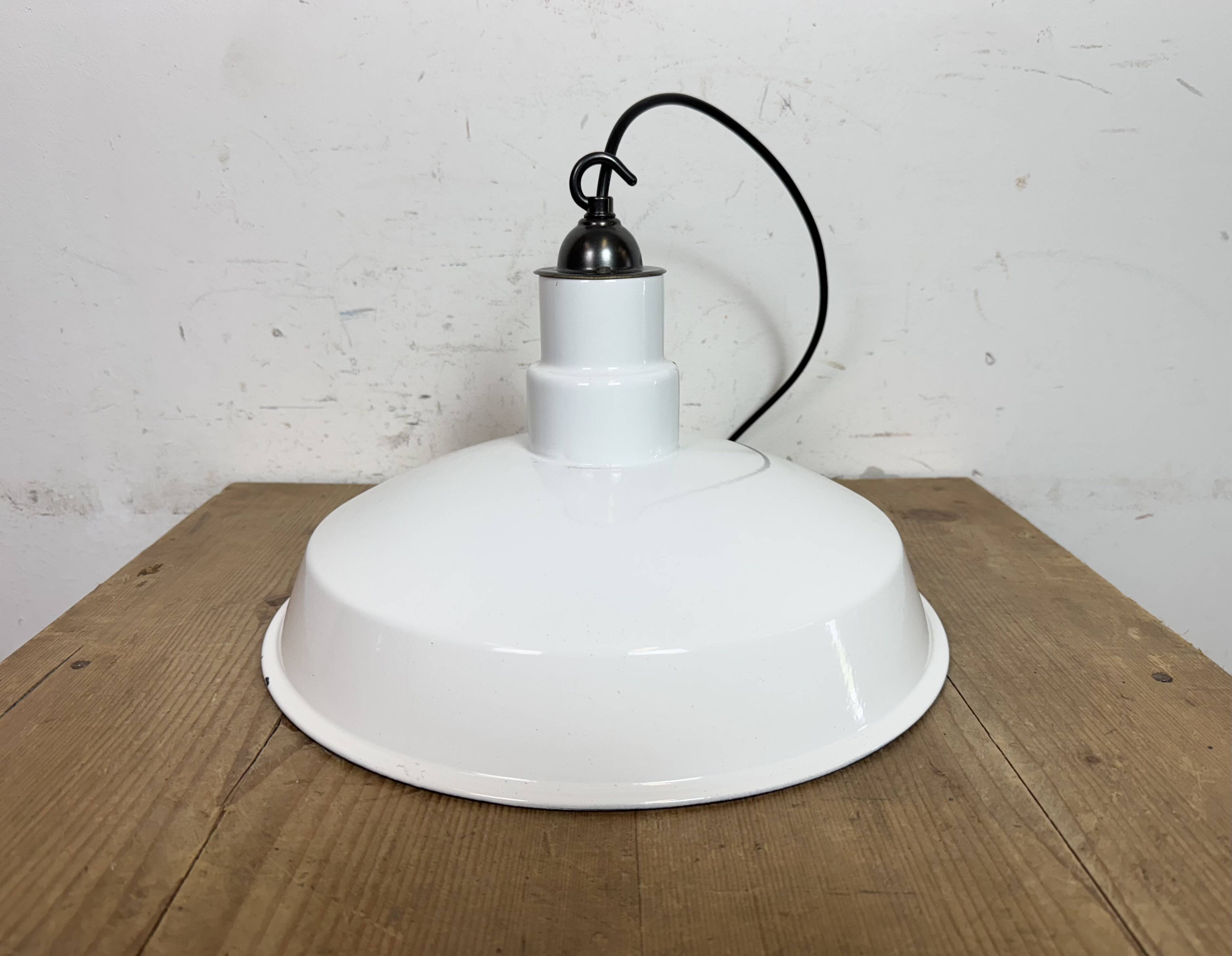 Industrial White Enamel Factory Pendant Lamp, 1960s