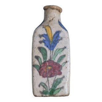 Bouteille Flacon ancien iznik emaillé