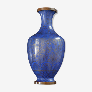 Ancien vase email bleu poudré Chinois dragon pourchassant la perle sacrée Qing XIXème