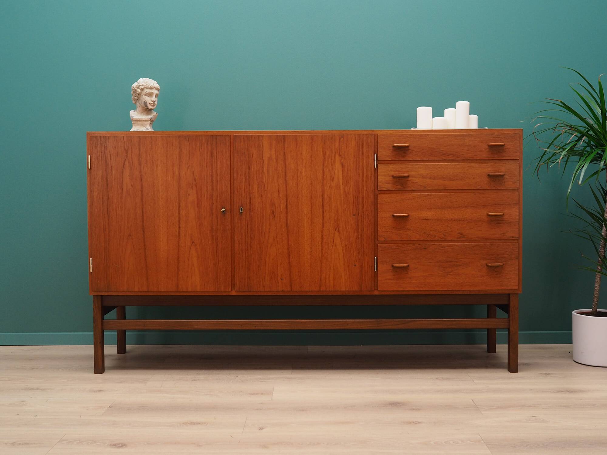 Teak highboard, Danish design, 1970s, production: Denmark