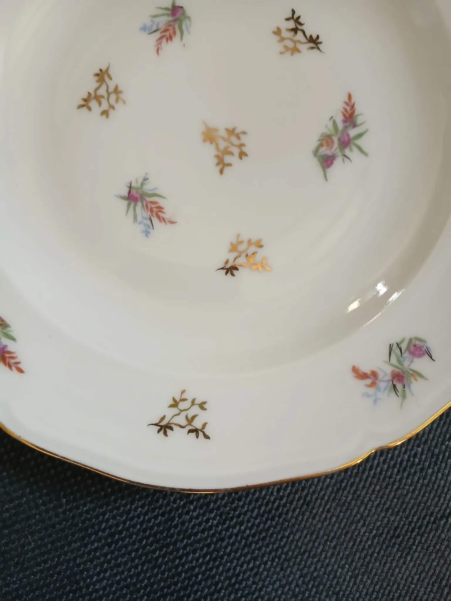 6 antique deep plates in porcelain