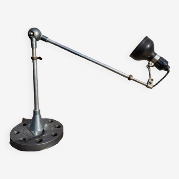 Lumina adjustable table workshop lamp