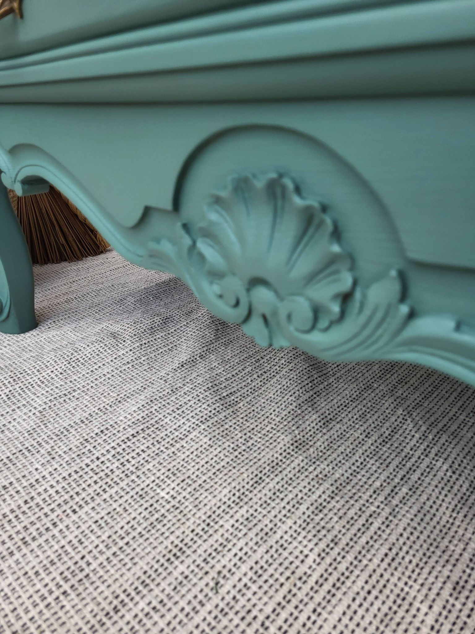 Louis XV chest of drawers