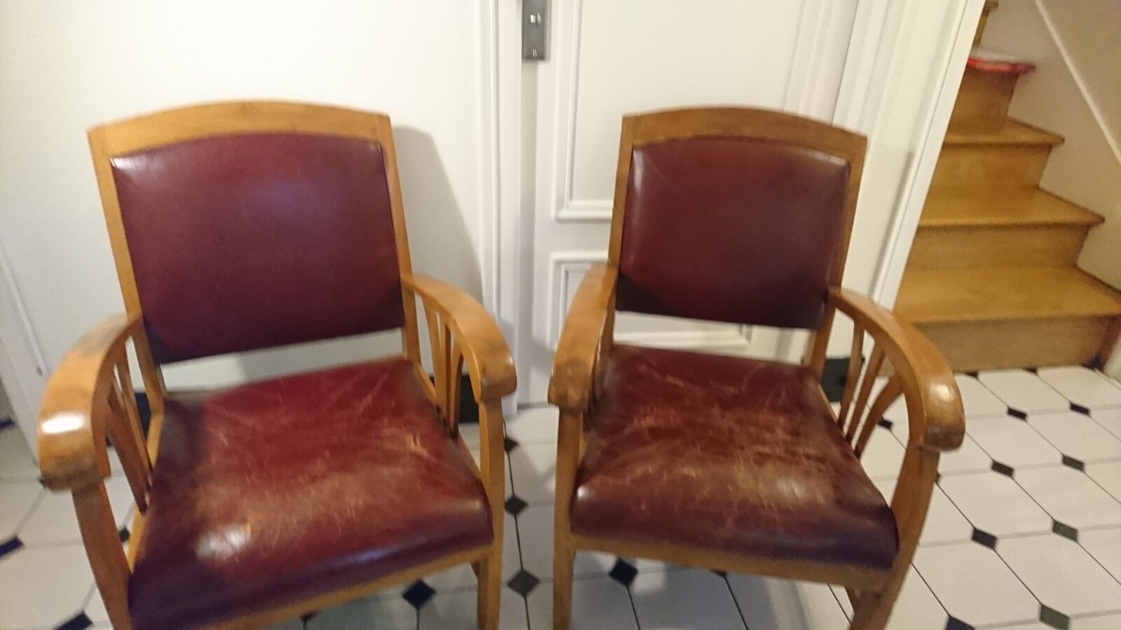 Lot of 2 wooden colonial-style armchairs