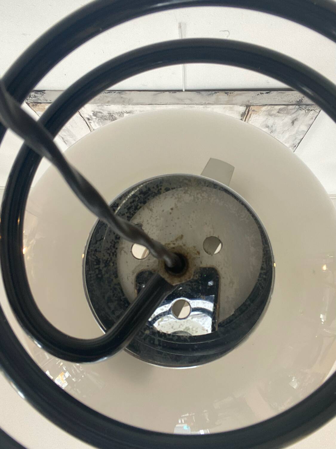 Lampe à poser ressort dans le goût d'Ingo Maurer