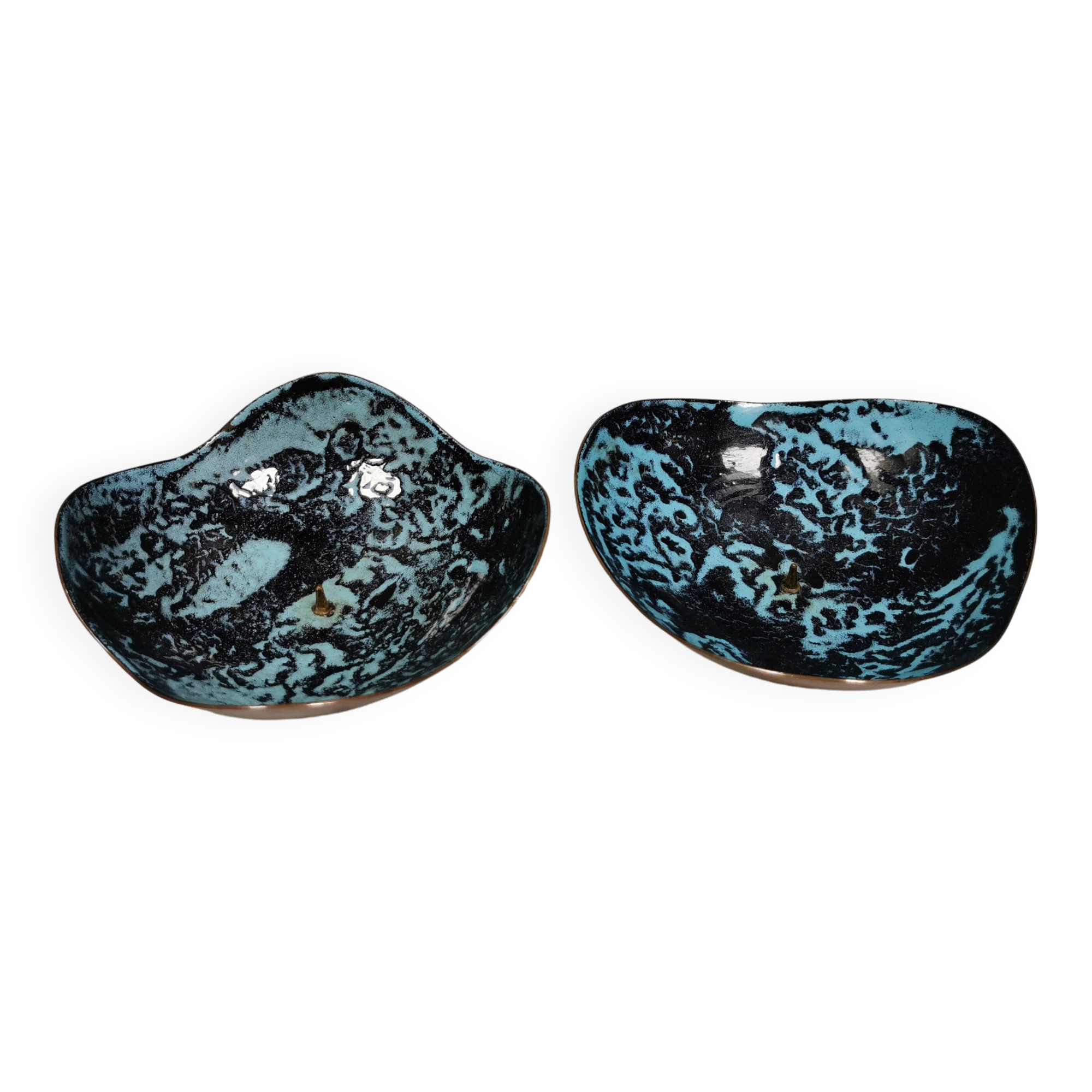 Set of candlesticks. Made of copper and blue/black enamel. From Danish Meka (1951 - 1989)