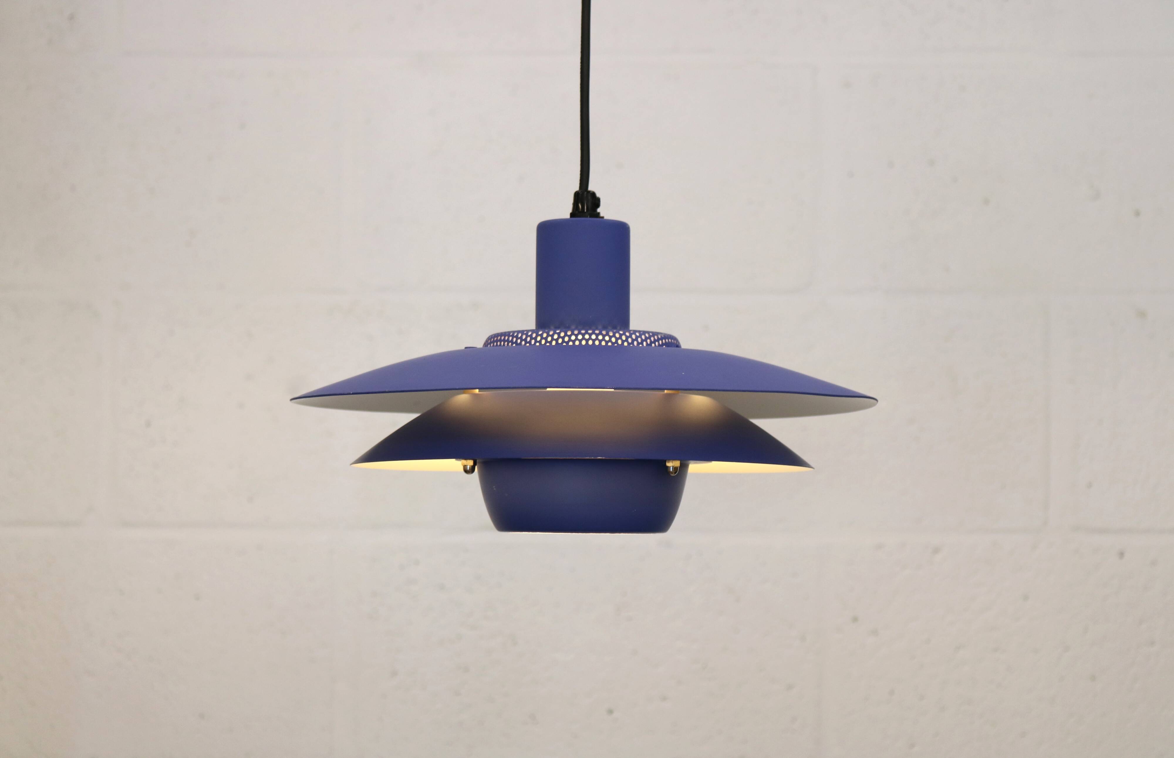 Blue coloured top design lamp by Jeka Metaltryk - Model Viola type 3013-P -