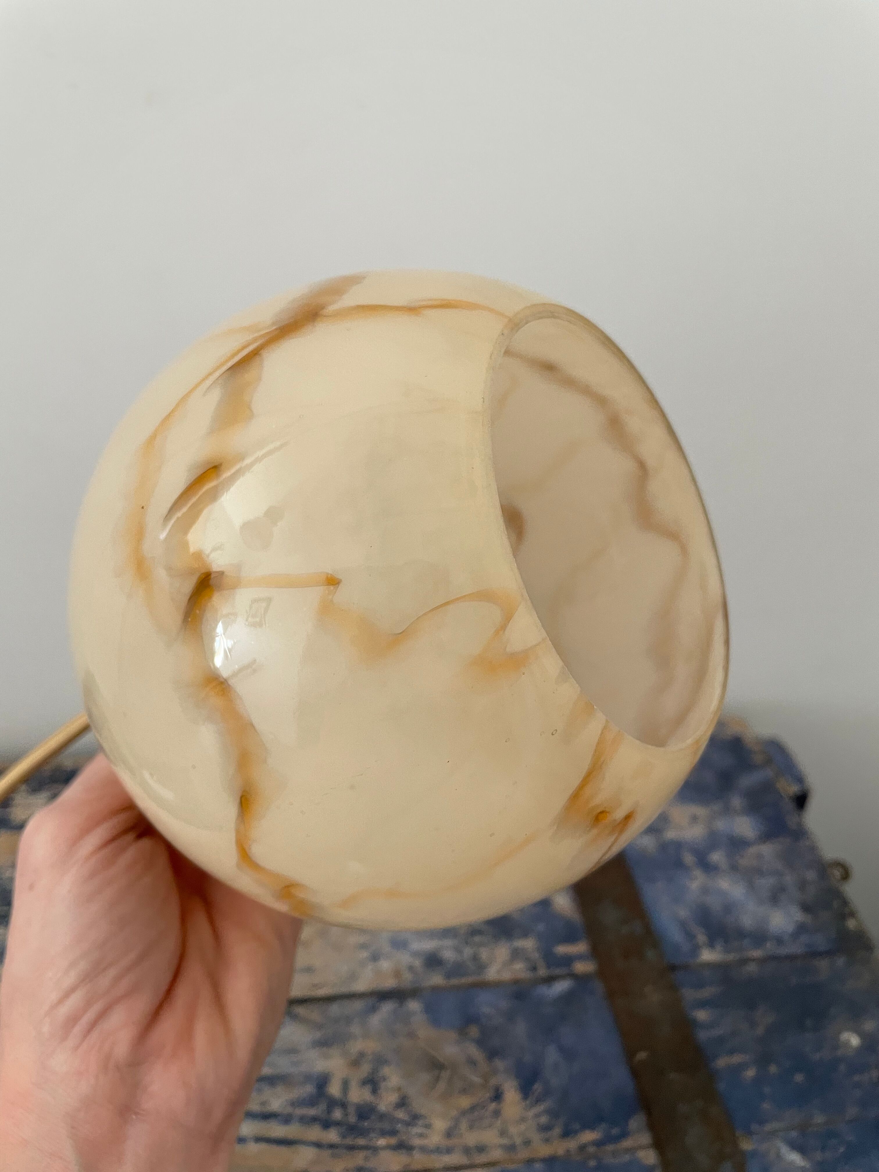 Art Deco walking lamp in marbled beige opaline