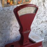 Vintage red Testut grocer's balance