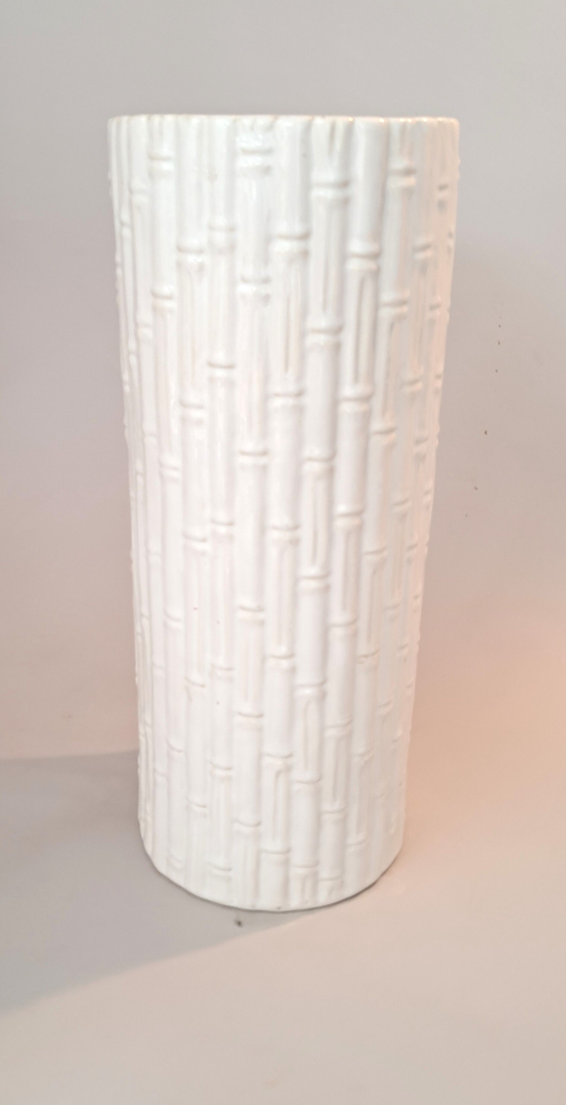 White ceramic umbrella stand, Italy circa 1970.