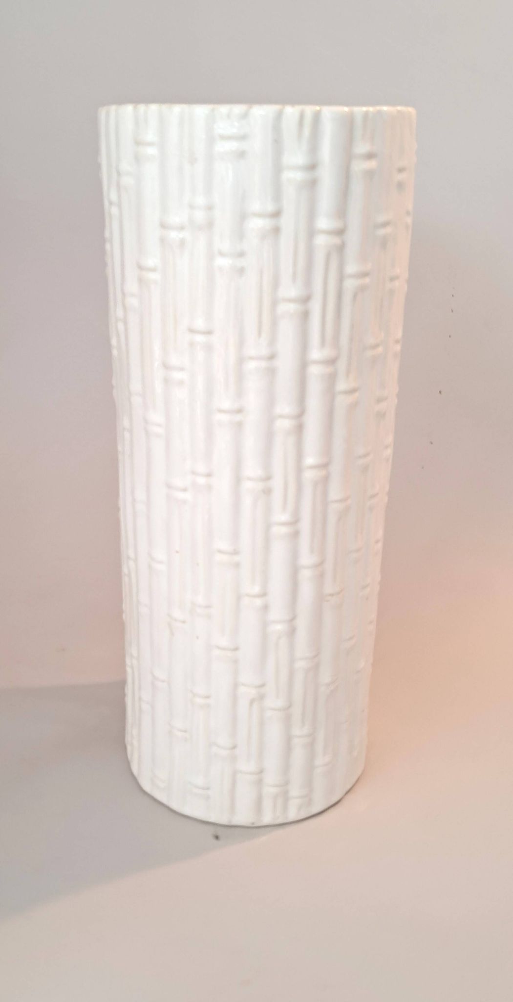 White ceramic umbrella stand, Italy circa 1970.