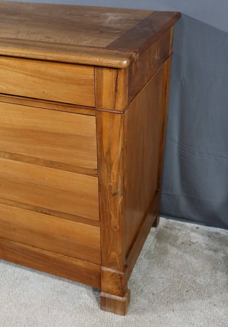 Walnut Chest of Drawers, Restoration Period – 1st Part 19th