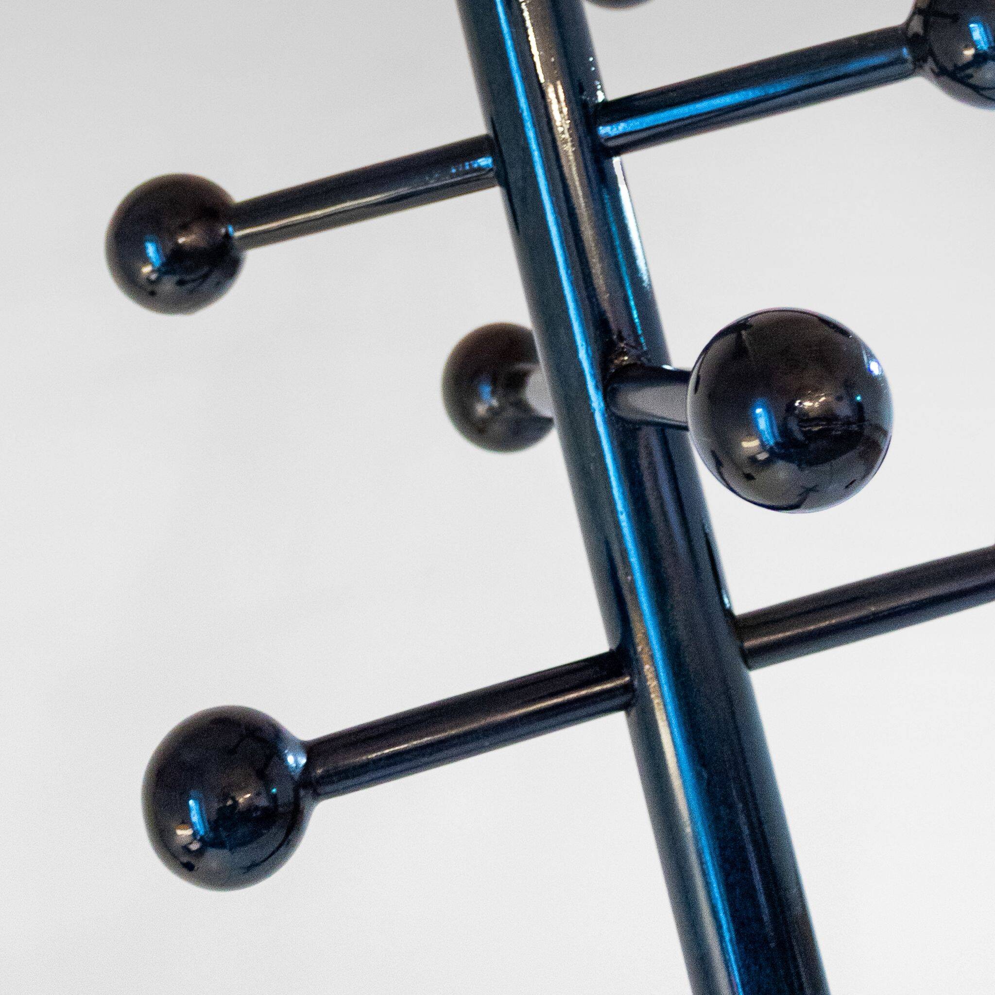 Porte-manteau italien moderne en bois émaillé vert foncé des années 1970