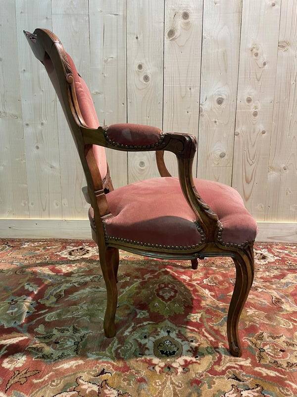 Fauteuil cabriolet de style Louis XV  velours rose
