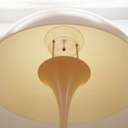 Floor lamp Panthella, Danish design, 1970s, manufacturer: Louis Poulsen, de