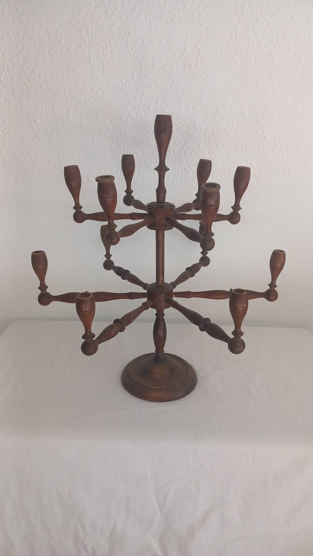 Large vintage turned wooden candelabrum - Brutalist and raw spirit