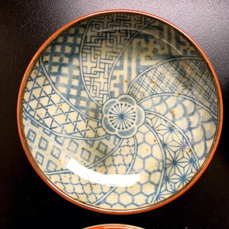 6 Japanese stoneware bowls 10 cm
