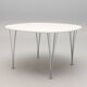 table supercircle de Piet Hein et Bruno Mathsson