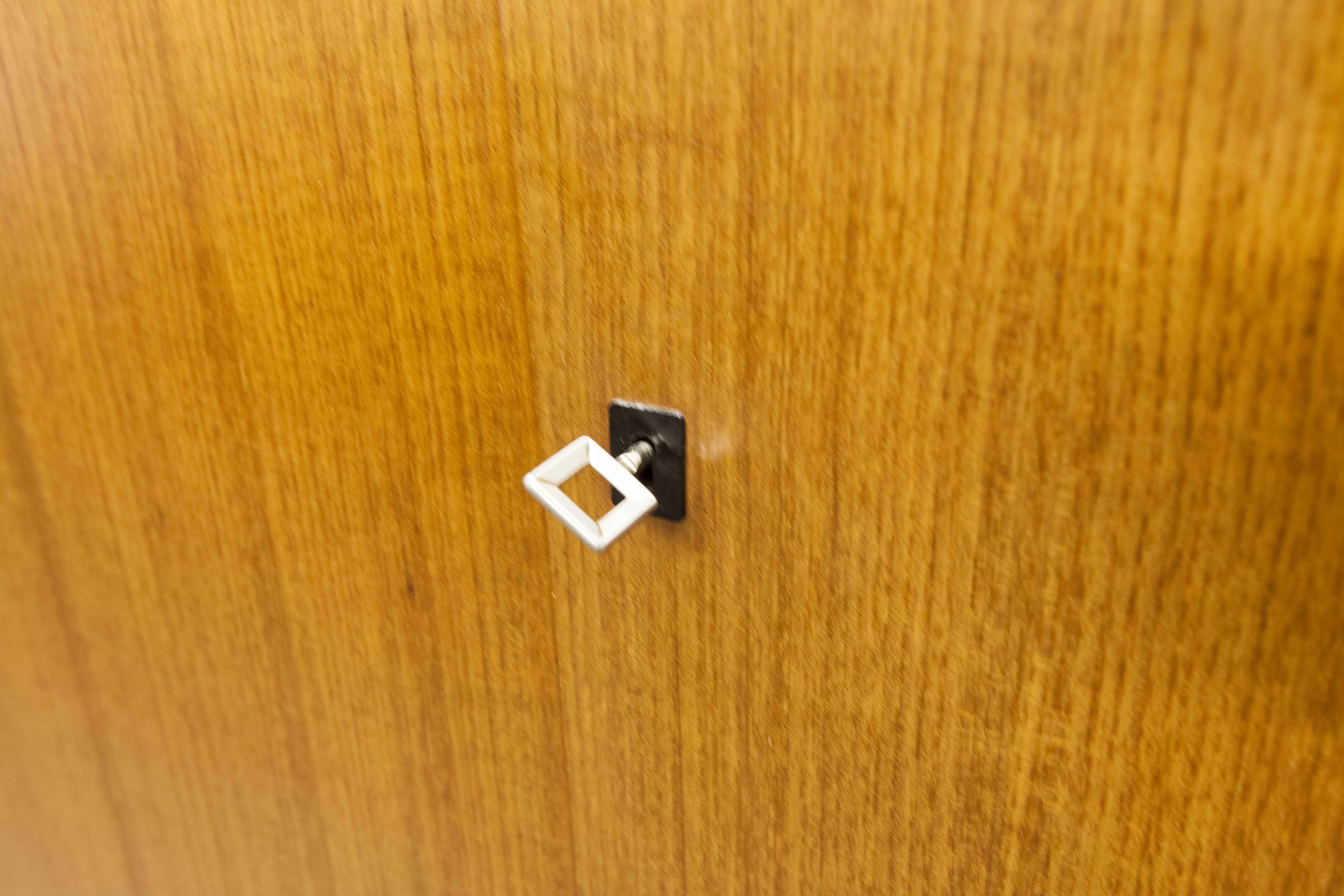 Armoire teck des années 60 Simat Meubles