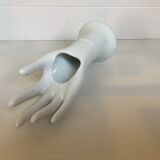 White hand vertical or horizontal soliflore ring