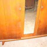 Armoire vintage