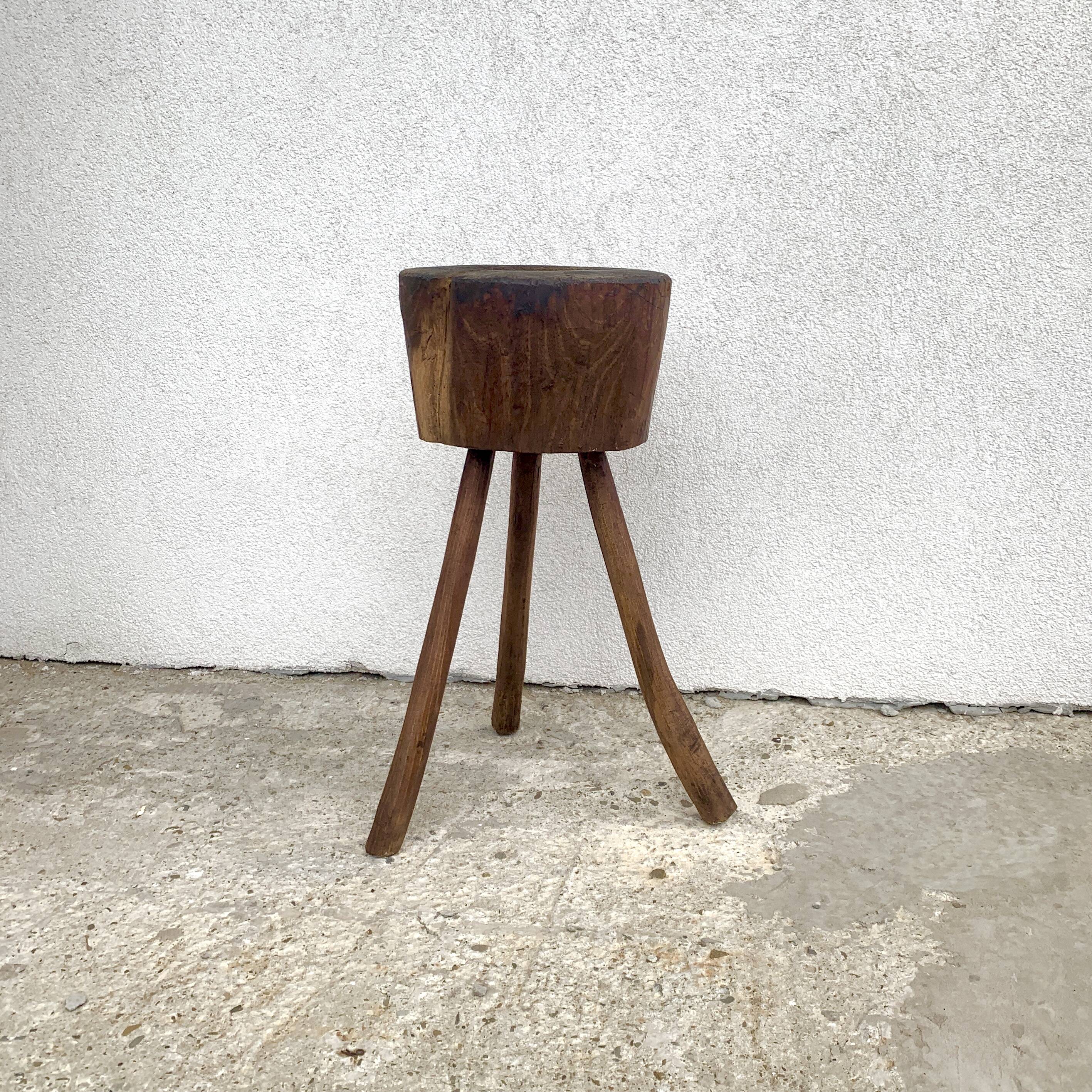 Tabouret en buche