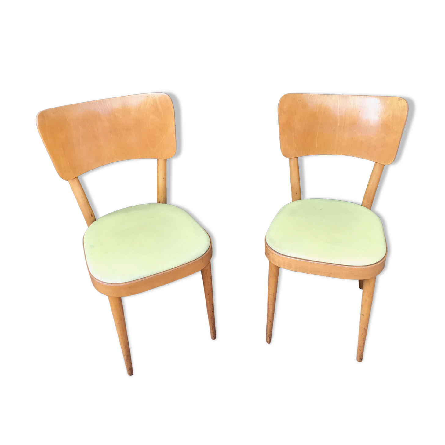 Paire de chaises Baumann en bois et skaÏ jaune vintage