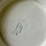 Small round dish on foot