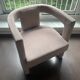 Fauteuil rose poudré