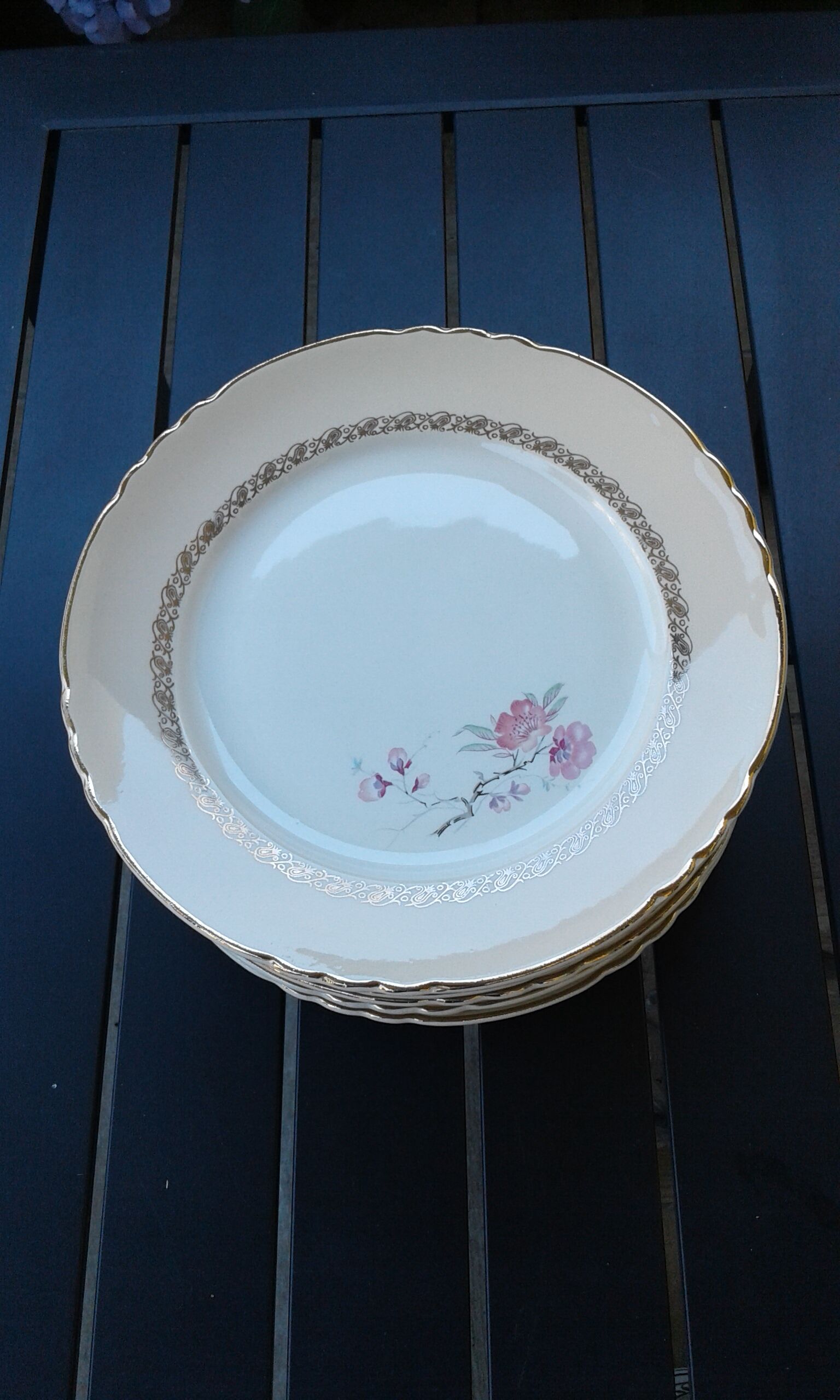 Set of 12 flat plates decors flowers vintage