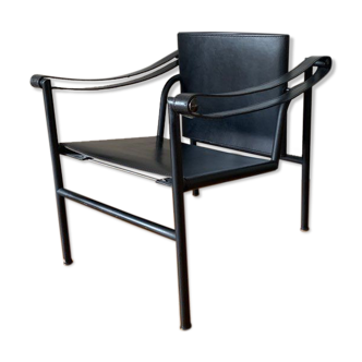 Armchair LC1 Le Corbusier in black leather for Cassina year 1970
